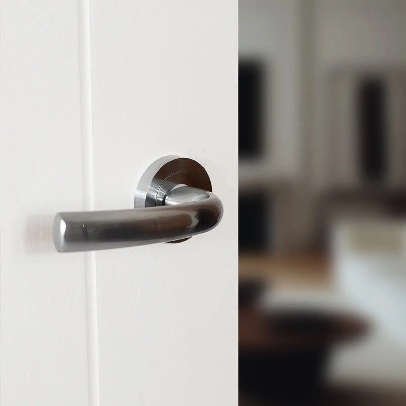 Atlantic STATUS Nevada Door Handle Pack (Euro Lock Set - 2.5" CE Sashlock, 4" Fire Rated Hinges x3)