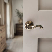 Atlantic Old English Colchester Door Handle Pack (Bathroom Set - 3" CE Bathroom Lock, 4" Slim Knuckle Hinges x2)