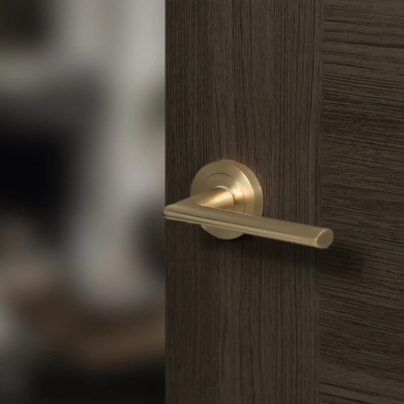Atlantic STATUS Alabama Door Handle Pack (3 Lever Lock Set - 3" CE Sashlock, 4" Fire Rated Hinges x3)