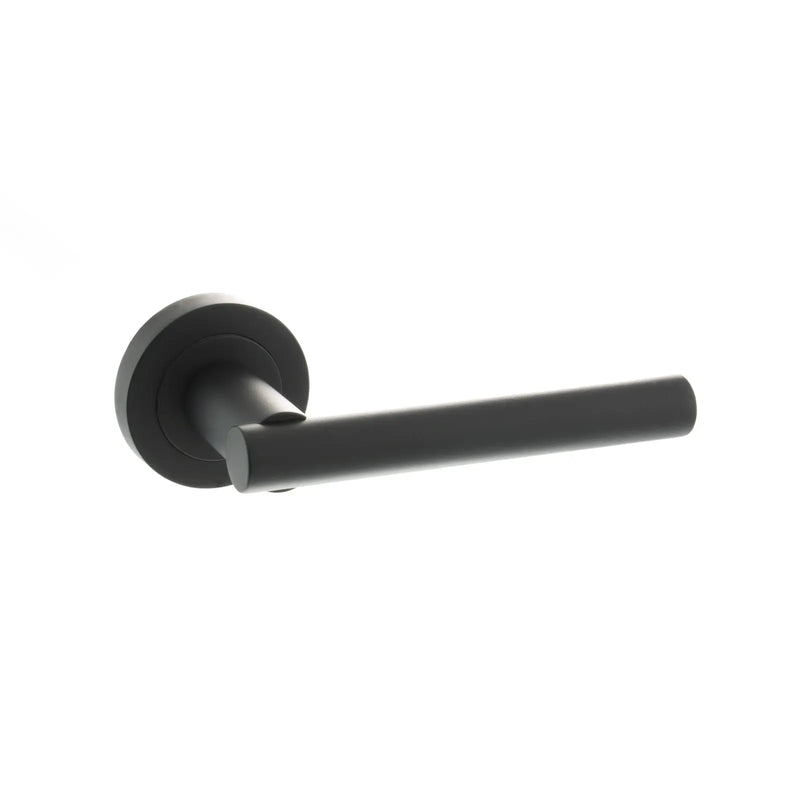 Atlantic STATUS Nebraska Lever Door Handle on Round Rose