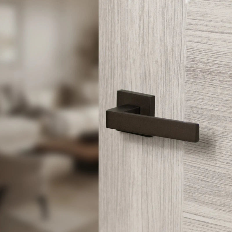 Atlantic STATUS Montana Lever Door Handle on S4 Square Rose