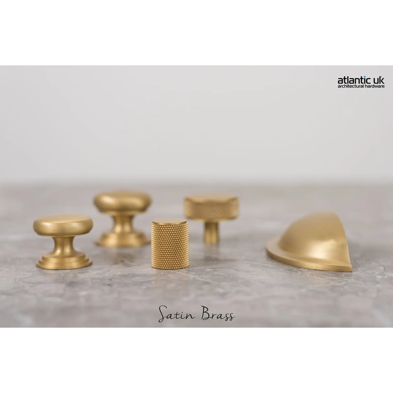 Atlantic Old English Lincoln Solid Brass Victorian Knob 38mm on Concealed Fix