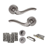 Atlantic Old English Warwick Door Handle Pack (Bathroom Set - 2.5" CE Bathroom Lock, 4" Fire Rated Hinges x3)