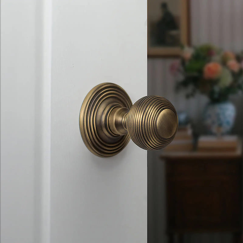 Atlantic Old English Ripon Solid Brass Reeded Mortice Knob on Concealed Fix Rose