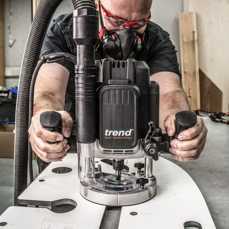T12ELK - 2100W 1/2" Variable Speed Plunge Router 110V 32A UK