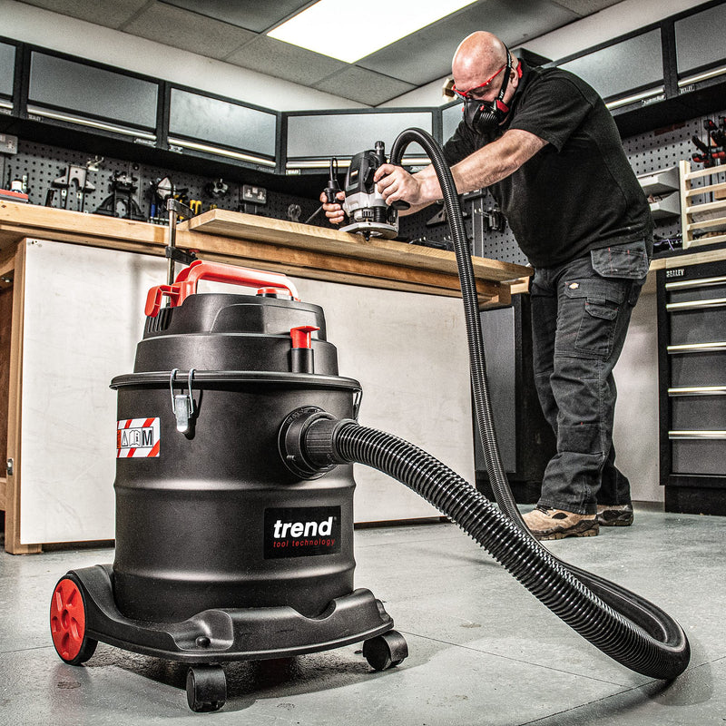 T32/EURO - 800W M-Class Vacuum Cleaner 230V EU