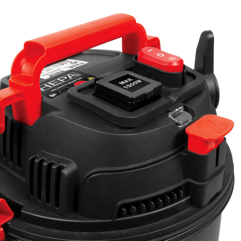 T33AL - 800W Wet & Dry M-Class Dust Extractor 110V 16A Uk & Ireland only