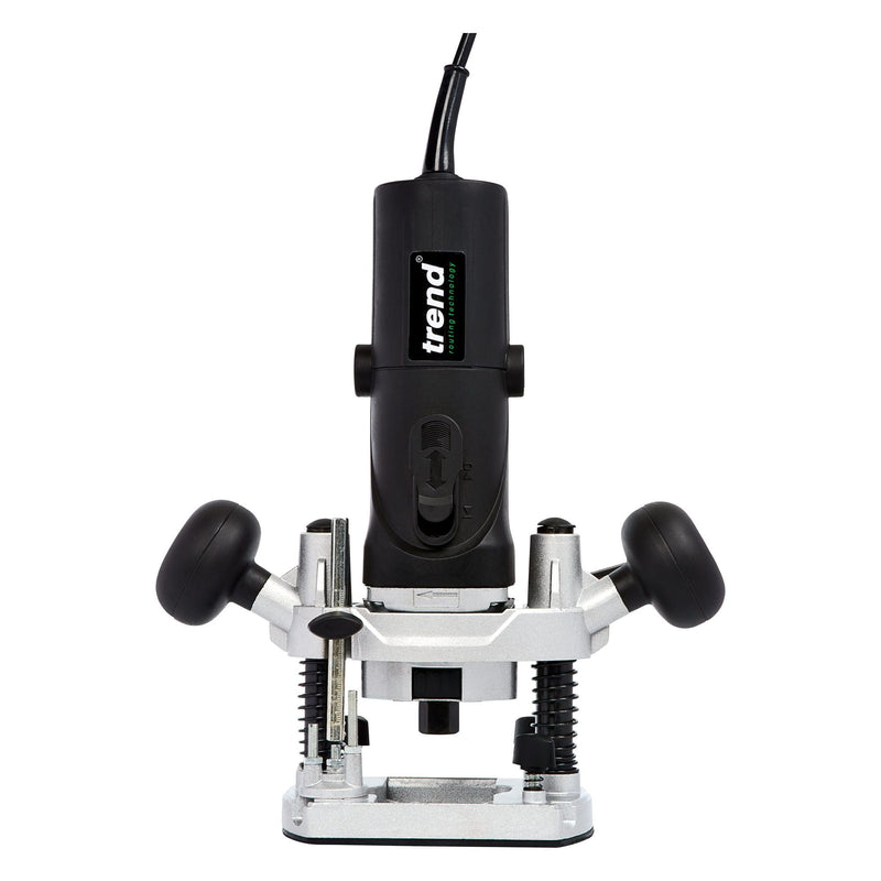 T4EK/EURO - 850W 8mm Variable Speed Plunge Router 230V EU