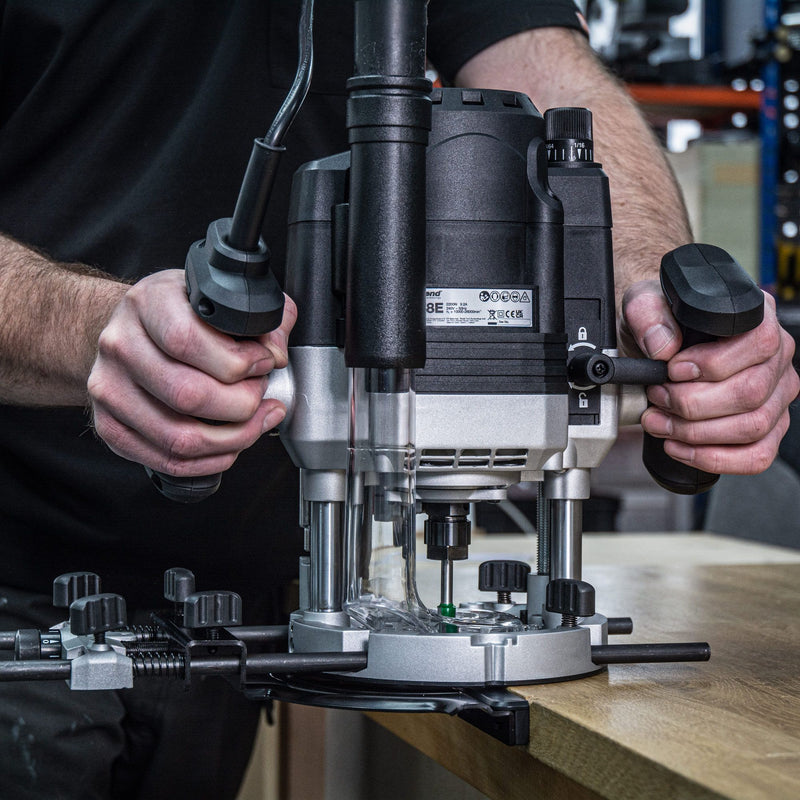 T8EK/EURO - 2200W 12mm Dual-Mode Plunge Router 230V EU